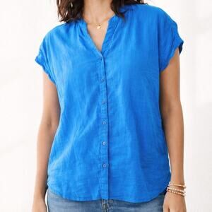Chico's Size 2 Boho Blue Textured Button Up Blouse Cap Sleeve (US Medium 8/10)